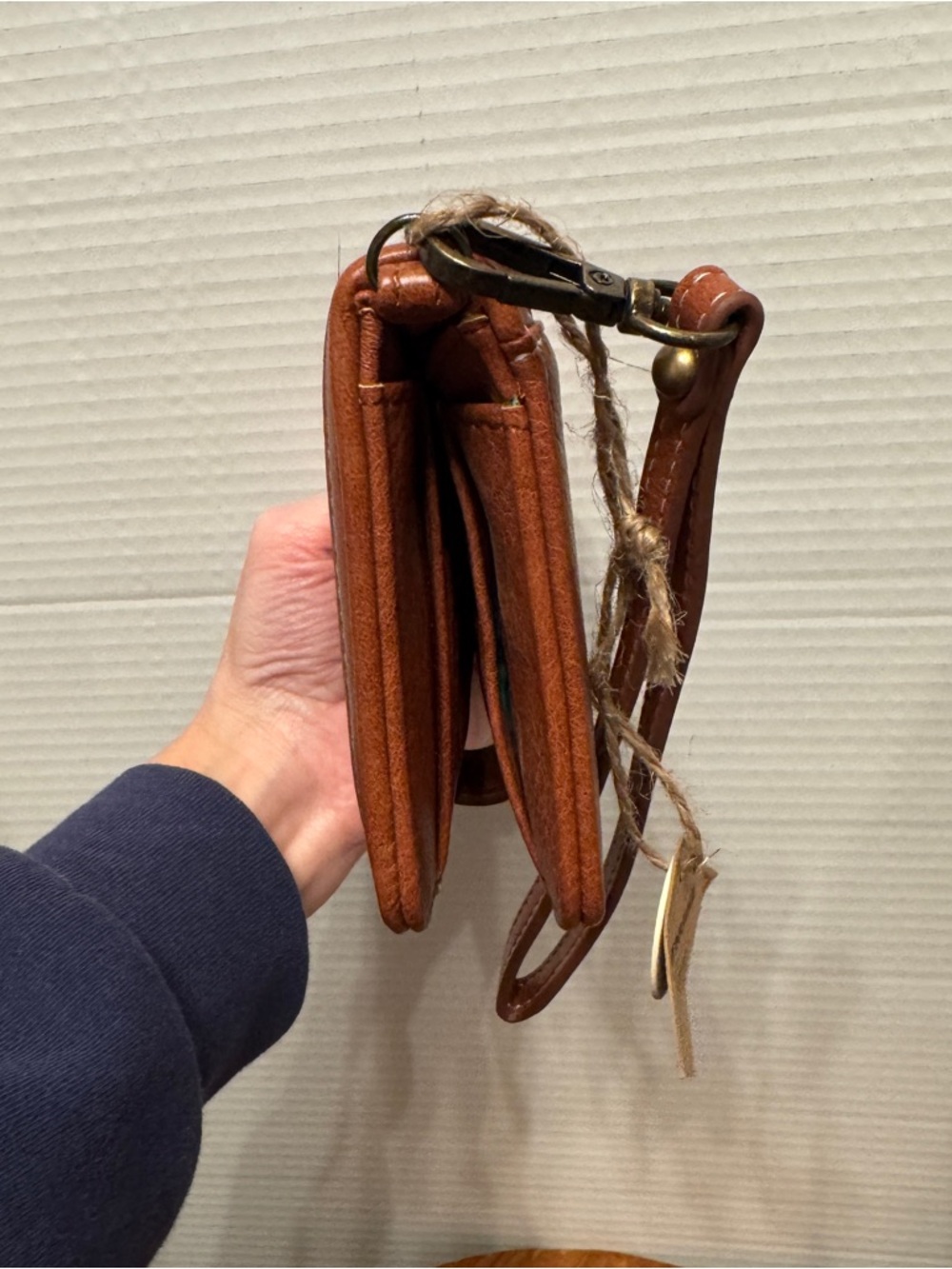 Catchfly Leather Wallet - Picture 5 of 11